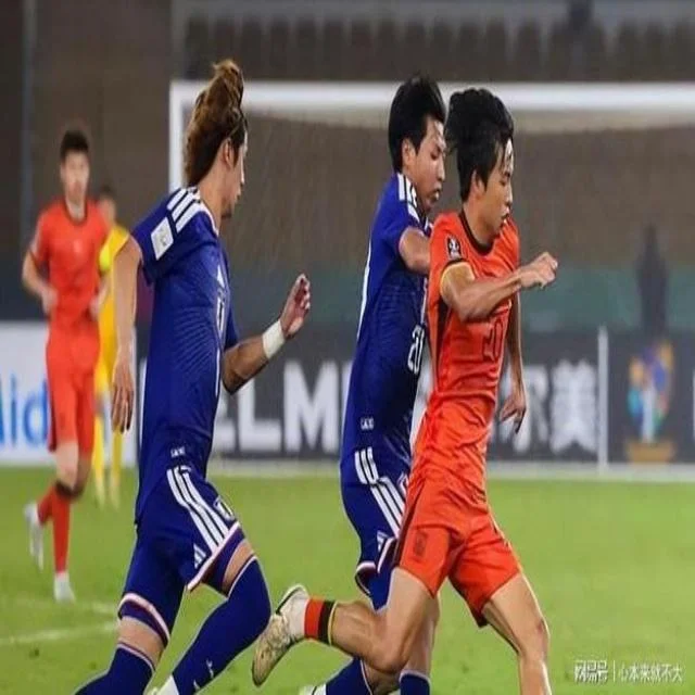 李诗沣力争四强：羽坛新星的挑战之旅